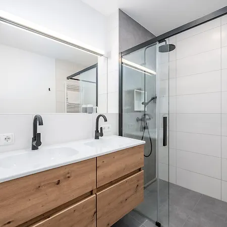 Appartement Wiesenblick Residences - By Mynests Haus im Ennstal