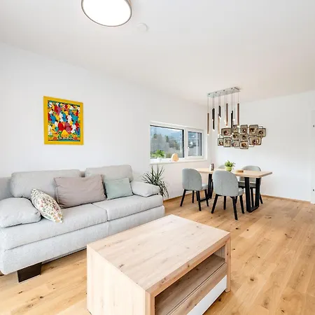 Wiesenblick Residences - By Mynests Appartement
