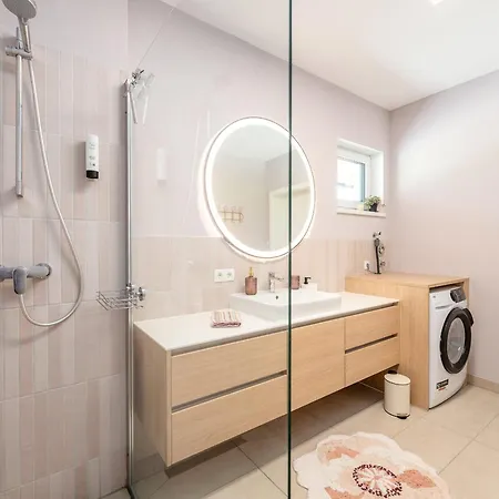Apartment Wiesenblick Residences - By Mynests *