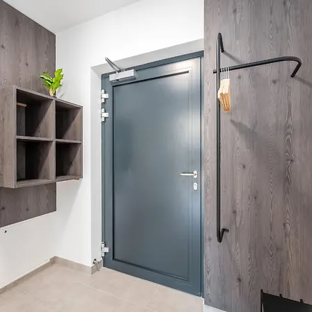 Apartment Wiesenblick Residences - By Mynests Haus im Ennstal
