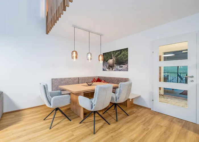 Apartment Wiesenblick Residences - By Mynests Haus im Ennstal