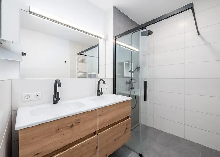 Apartamento Wiesenblick Residences - By Mynests Haus im Ennstal