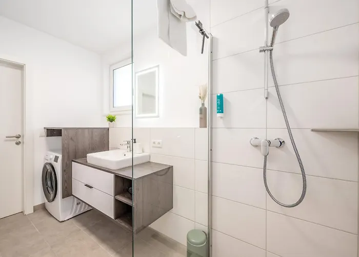 Apartment Wiesenblick Residences - By Mynests Haus im Ennstal